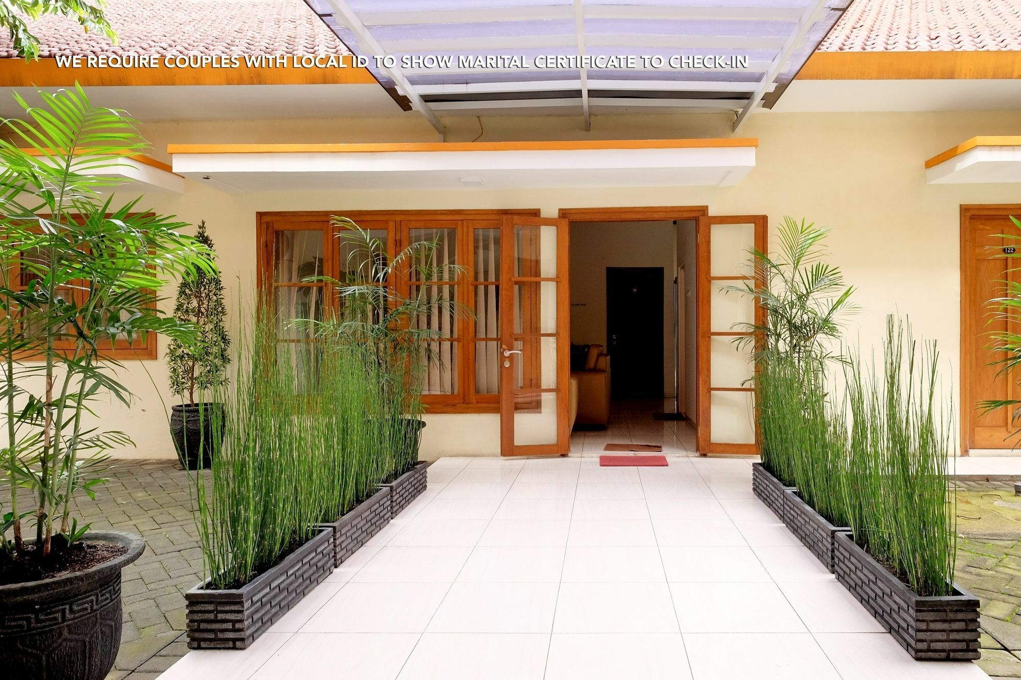 Zen Rooms Near Stasiun Kota Baru Malang Bagian luar foto